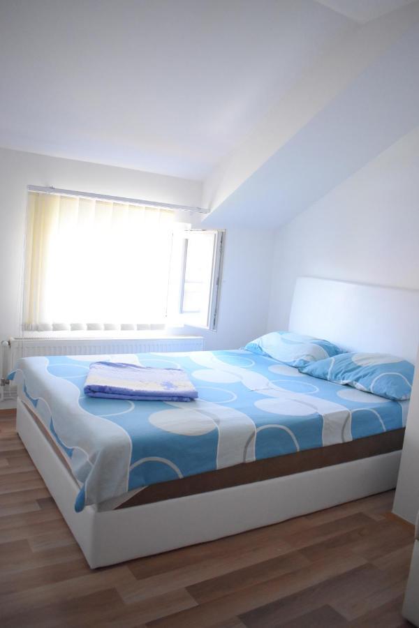 Apartments Holiday Vranje Eksteriør bilde