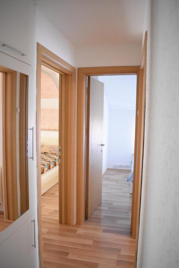 Apartments Holiday Vranje Eksteriør bilde