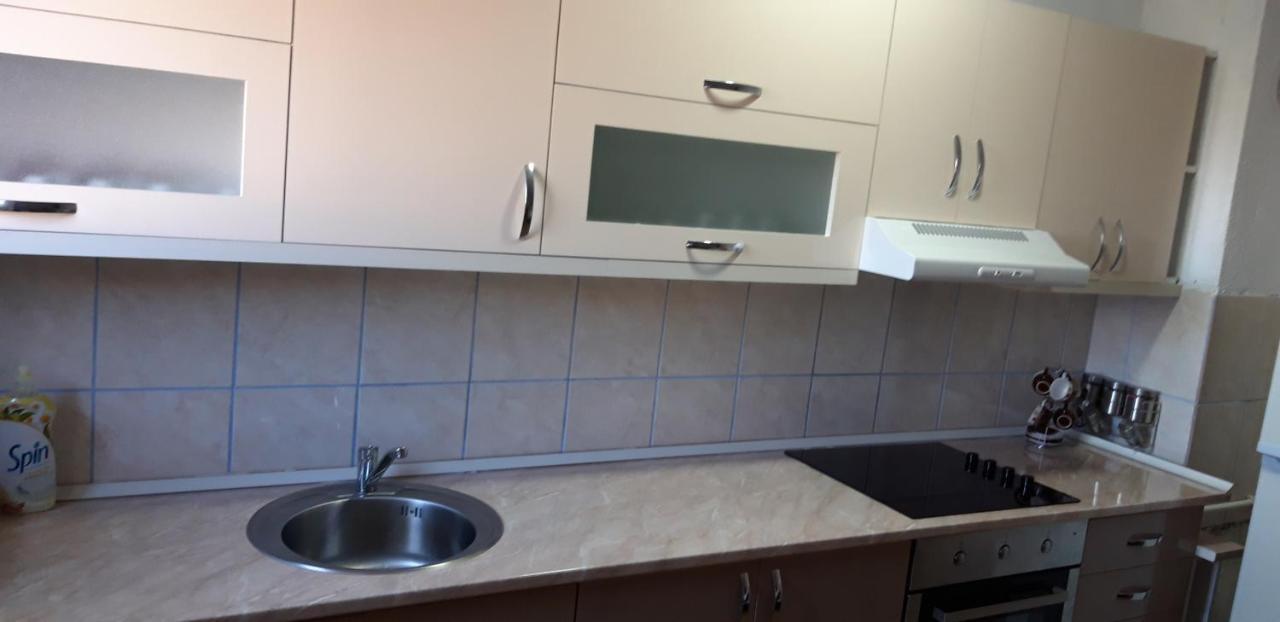 Apartments Holiday Vranje Eksteriør bilde