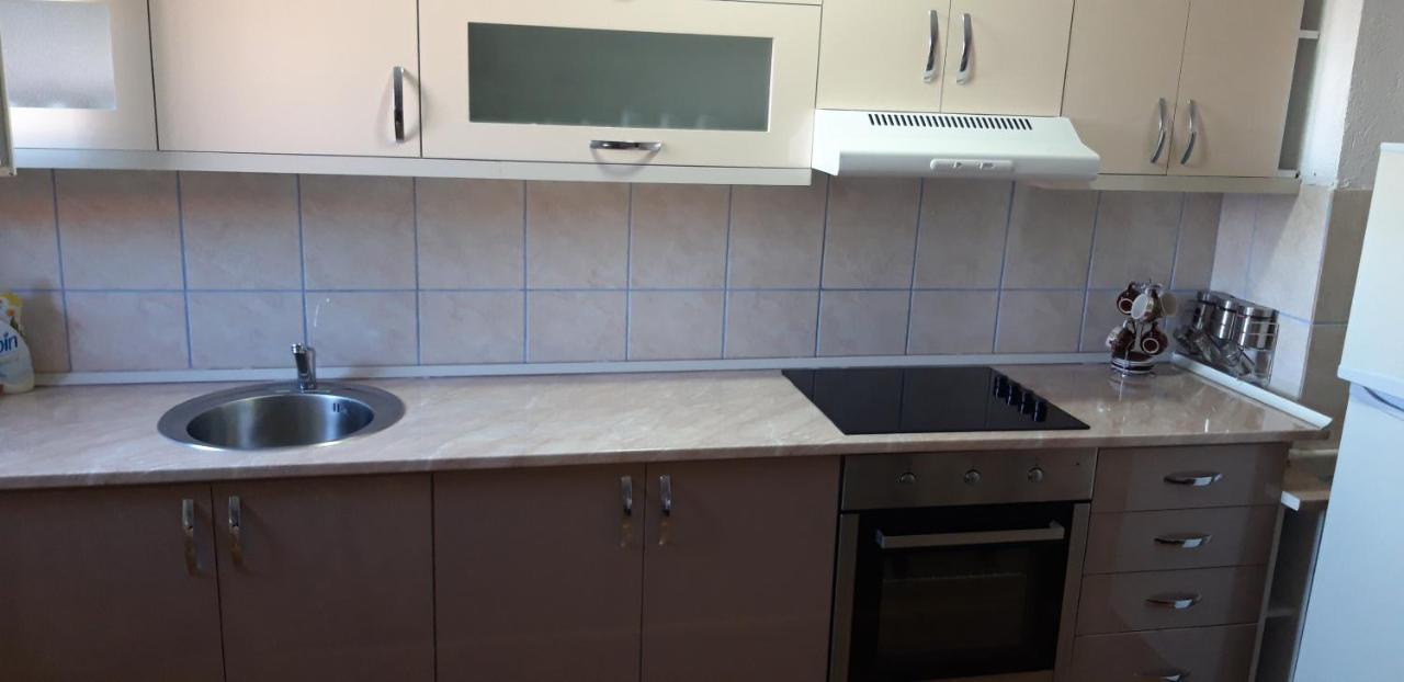 Apartments Holiday Vranje Eksteriør bilde