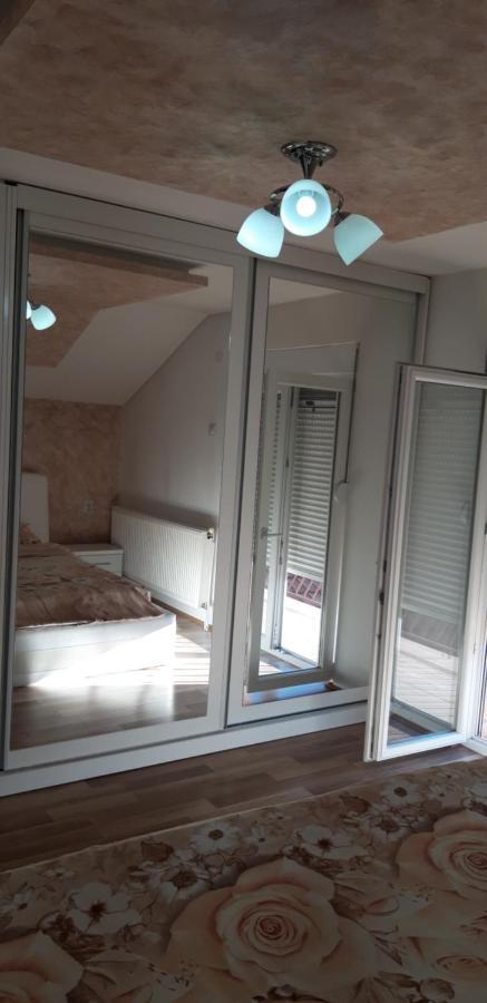 Apartments Holiday Vranje Eksteriør bilde